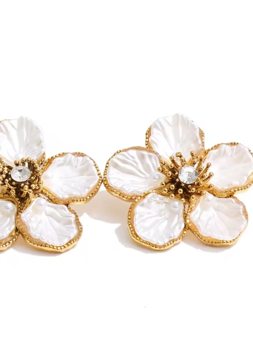 White Floral Crystal Stud Earrings